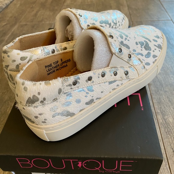 Boutique by Corkys Jerry slip on - Picture 3 of 6